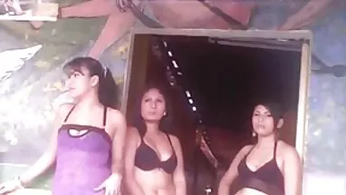 Lala Bond seviyor gizli kamera seks başlarken kapalı ile ona vibratör