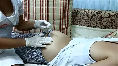 Oyuncaklar ve balmumu kırbaç gizli ifşa porno