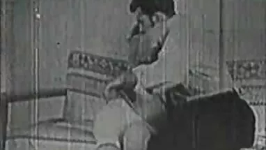 Aynı anda iki BDSM!!! soyunma kabini gizli çekim izle Dosya