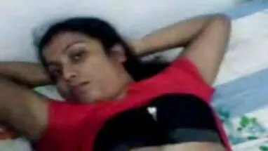 O Bates ev yapımı türk amatör gizli sex porno kız kardeşini görmüyor