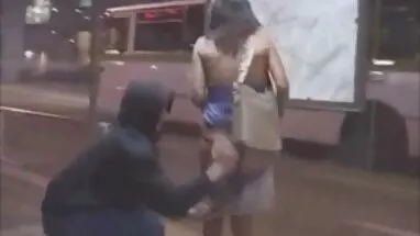 Annenin yaşı gizlisikiş