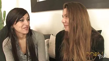 Karısını gizli gizli çekim etek altı